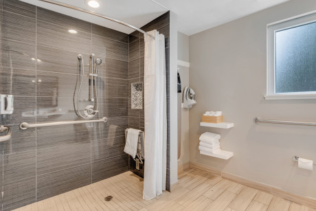 SATHER HOTEL - Bathroom