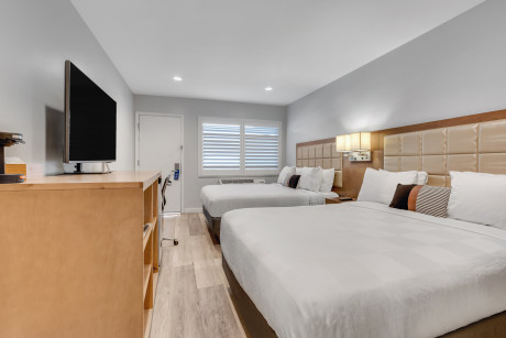 SATHER HOTEL - Guestroom
